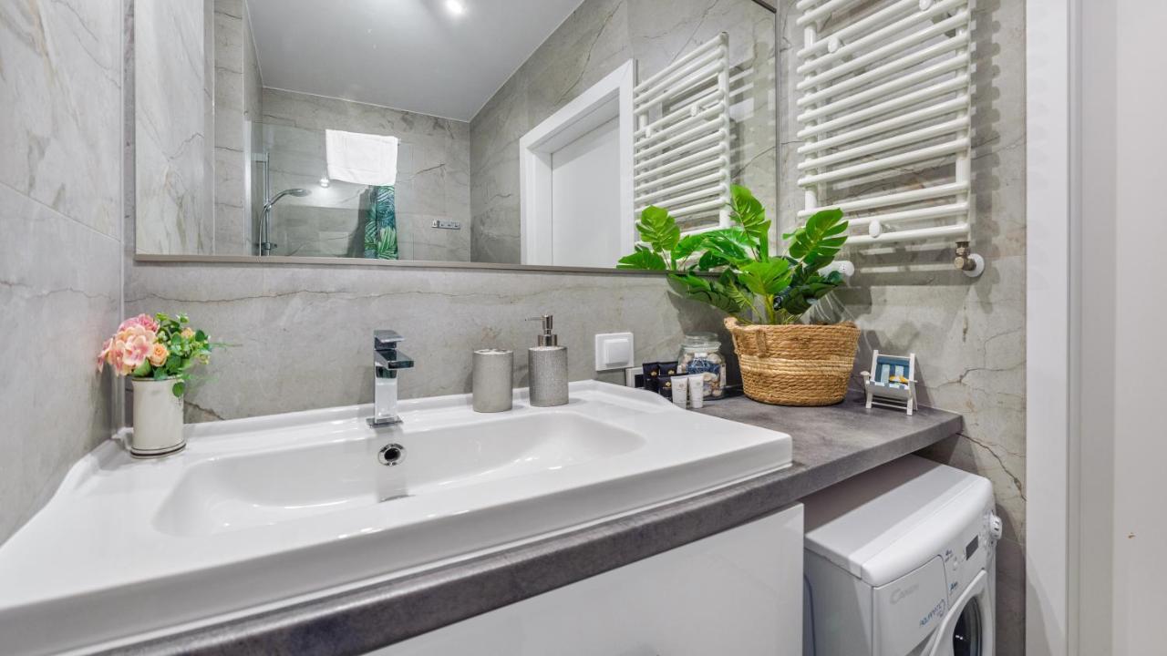 Apartment Blekitna Laguna Z Basenem - Ul Kasprowicza 20a -